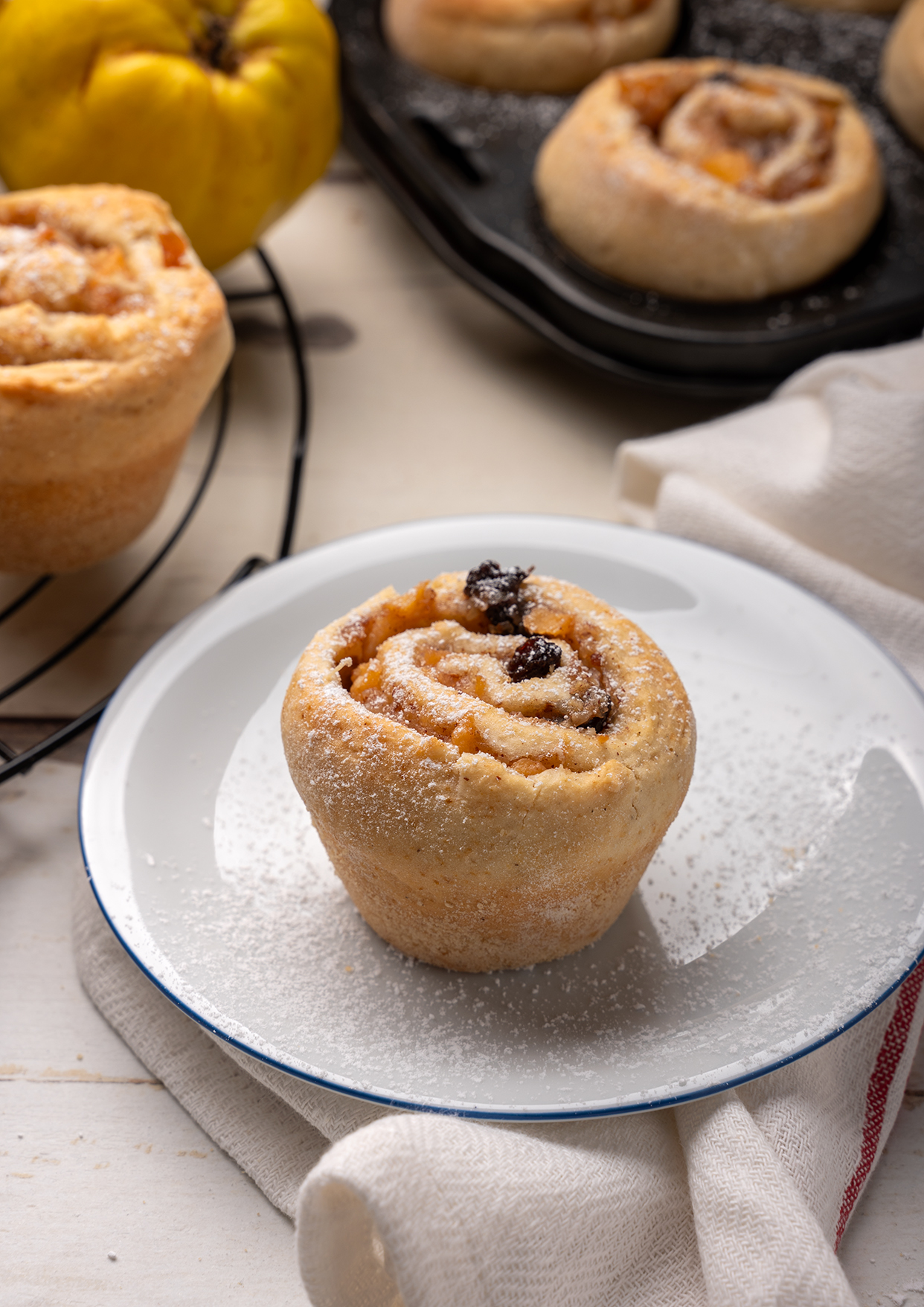 Vegane Quitten-Muffins mit Rum Rosinen. – Vegan-zu-Tisch